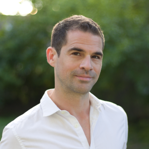 Hunter – Niagara wedding videographer, founder of Vineyard Vows
